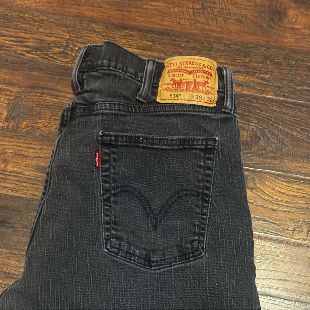 Levi's 514 Slim Straight Black Jeans (ACTUAL measurement 34x30) - Picture 3 of 10